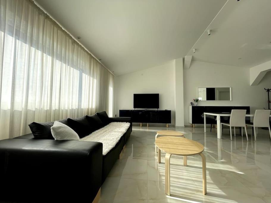 Lux House Olga Apartment Ruma Room photo