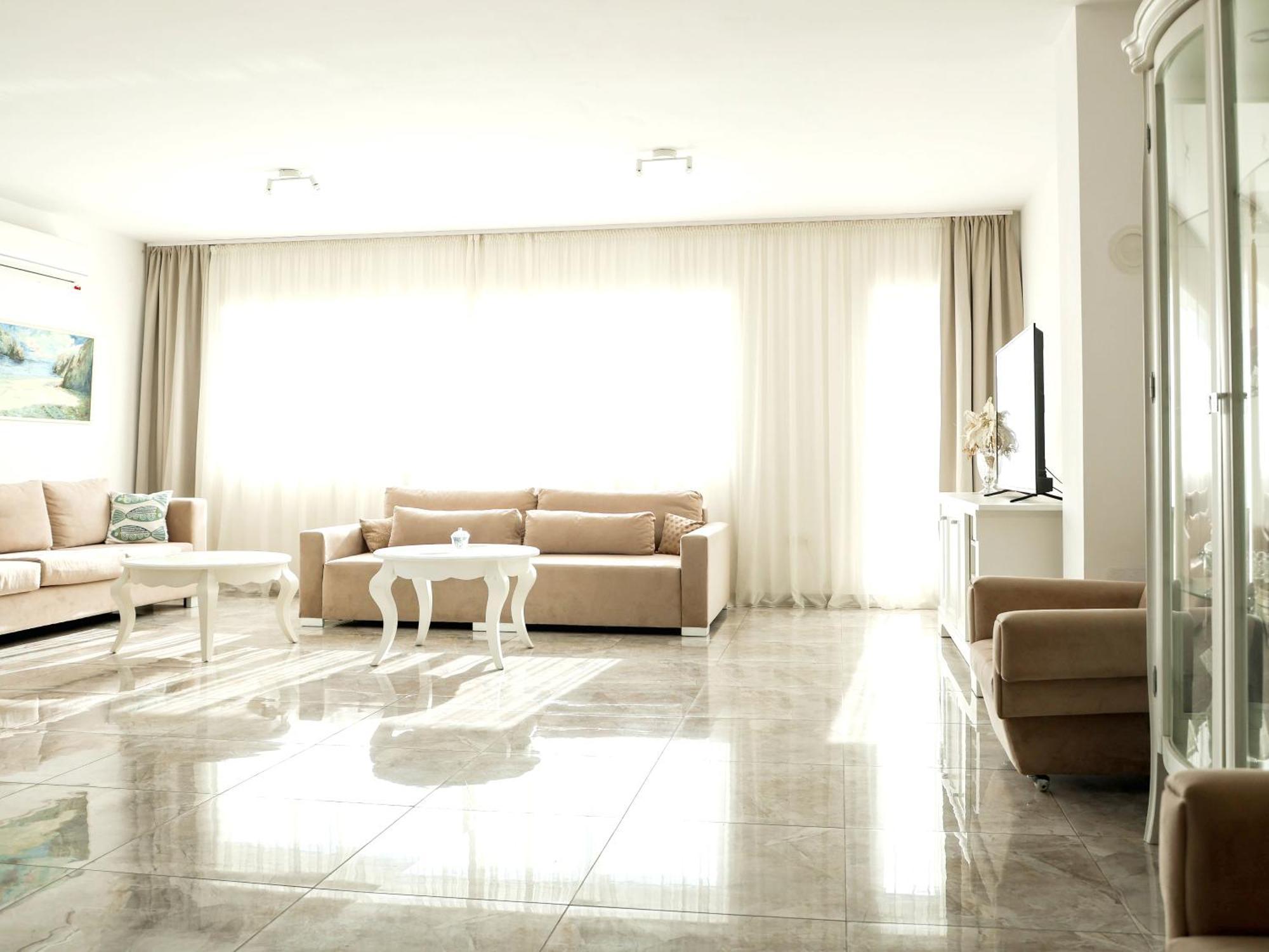 Lux House Olga Apartment Ruma Exterior photo